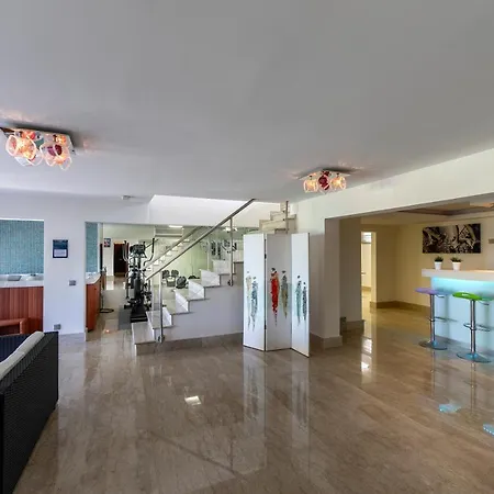 Galene Beachfront Villa