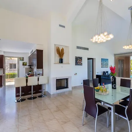 Villa Galene Beachfront Polis